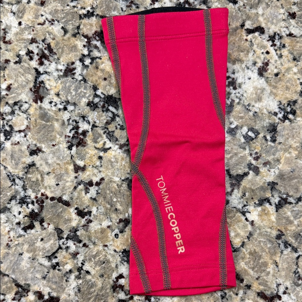 Tommie Copper Women's Pink Compression Sleeve